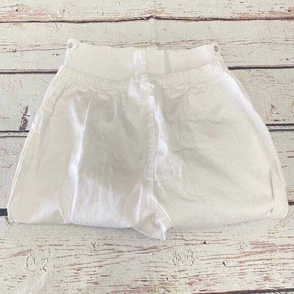 CROFT & BARROW | Women’s White Capri Pants Sz 14P - Picture 2 of 8